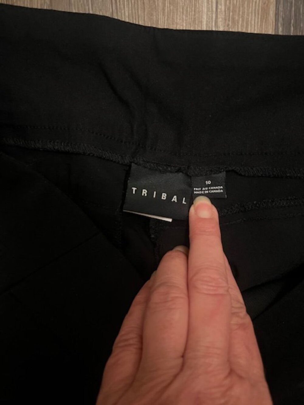 Women's TRIBAL Black Pants, Size 10, Pull On, Skinny Leg, Stretch, Ex Condition! - Picture 2 of 3